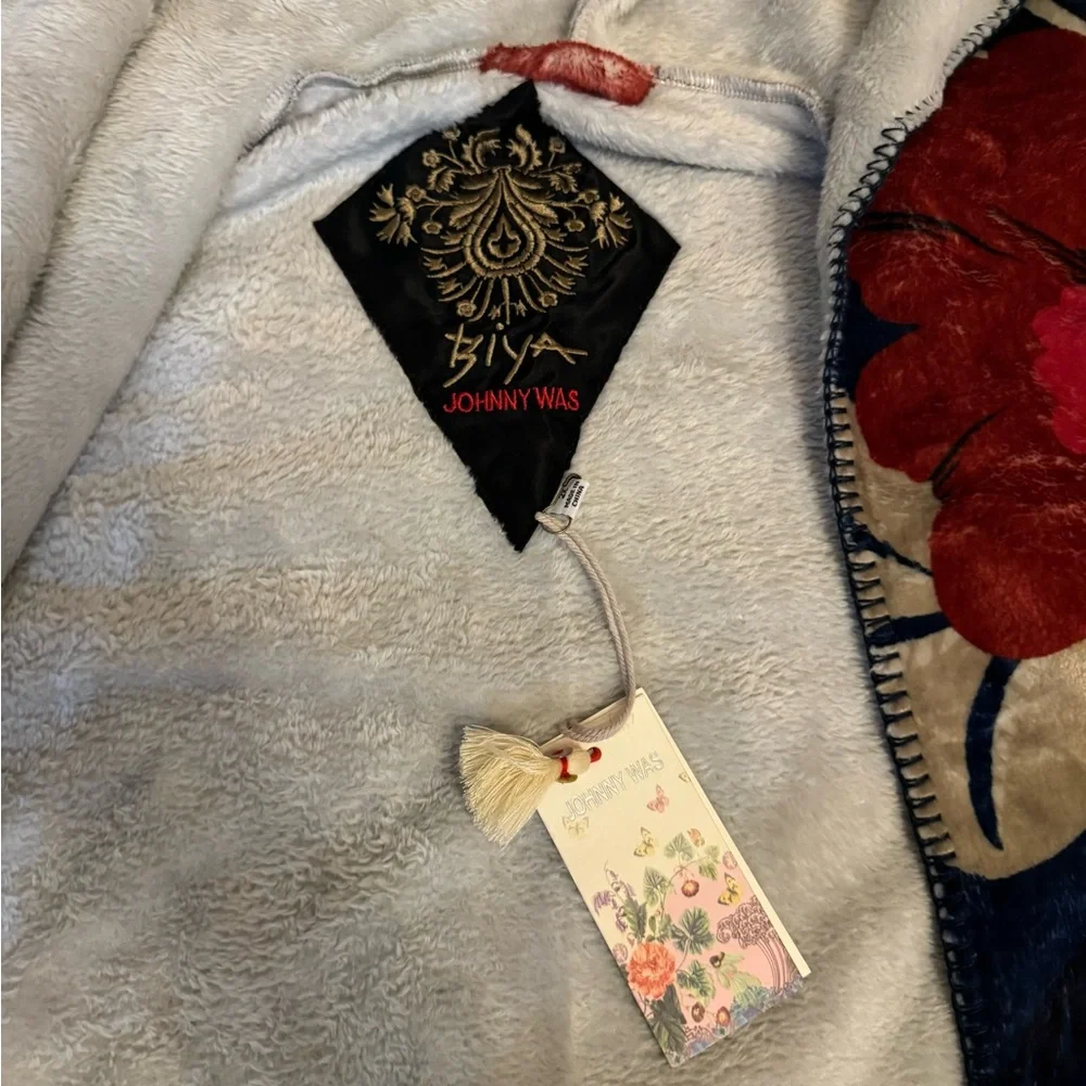 NWT Johnny Was Woman’s Alder Sherpa Jacket - Picture 8 of 10